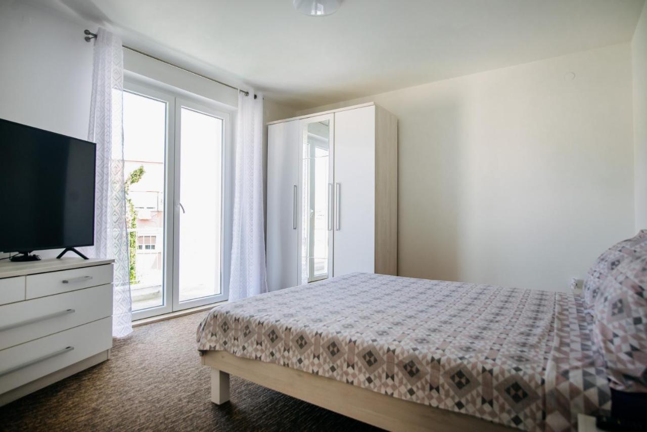 Sunnynest Apartment - 3Br Apt With Free Parking & Wi-Fi, Close To Lapad Bay Beach Dubrovnik Extérieur photo